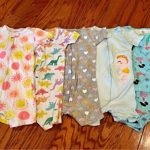 Bundle of 5 short pajamas size 3t.